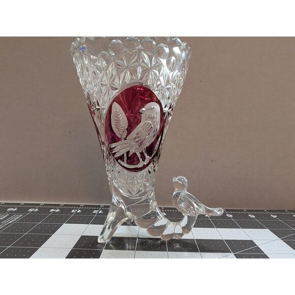 Vintage Hofbauer Byrdes Ruby Red Lead Crystal 6" Cornucopia Bird Vase Germany - Picture 1 of 9